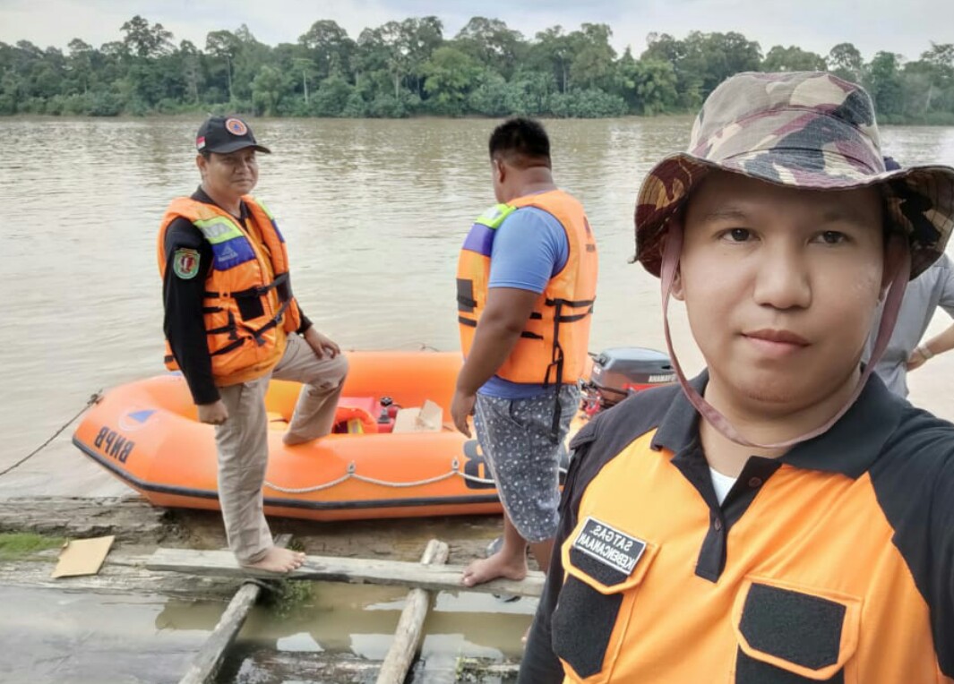 FOTO : Kepala Desa Tarusan Danum, Ayub Pujianto
